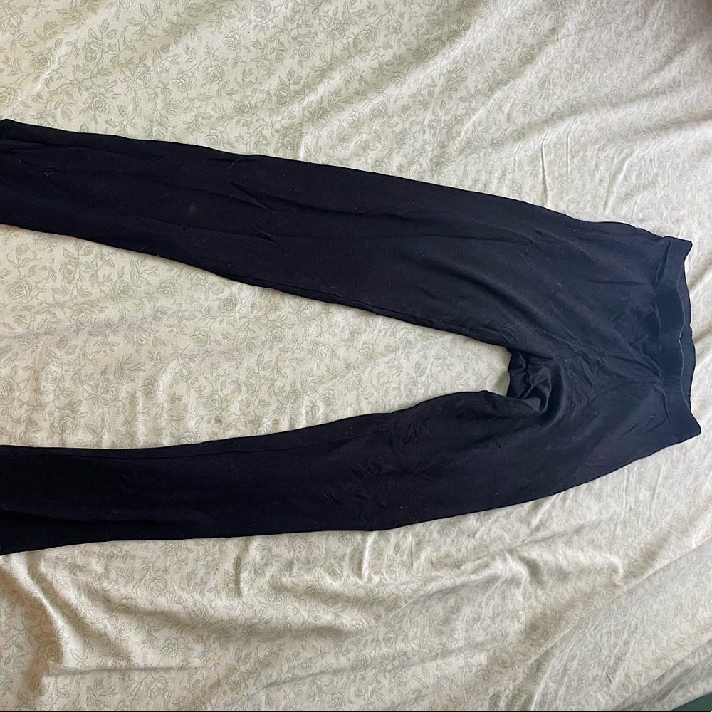 Black leggings